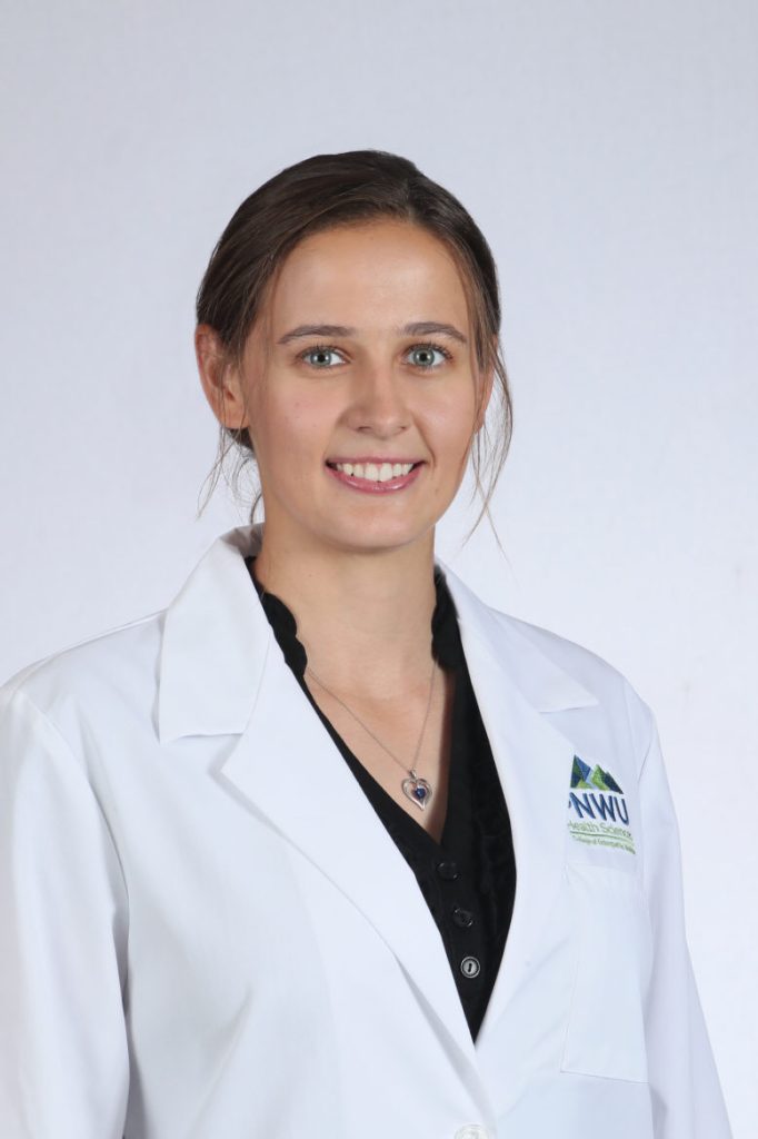 PNWU Student Doctor Katya Kniahnitskaya